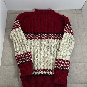 Sweater. Hand made. Vintage. Red and Cream Knit Sweater